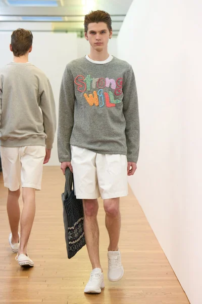 Look 22